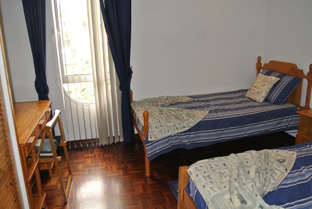 Navio Azul Apartment فونشال الغرفة الصورة